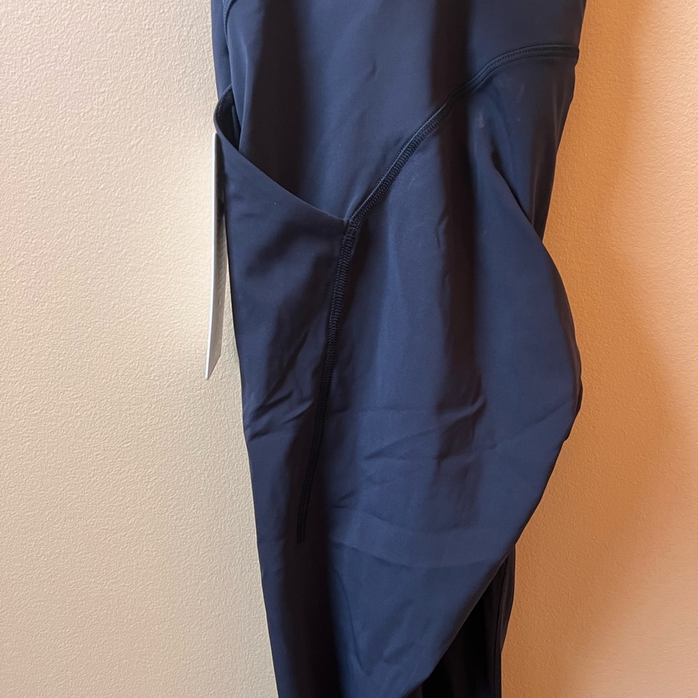 Black Lululemon Leggings NWT size 14 - Picture 10 of 10